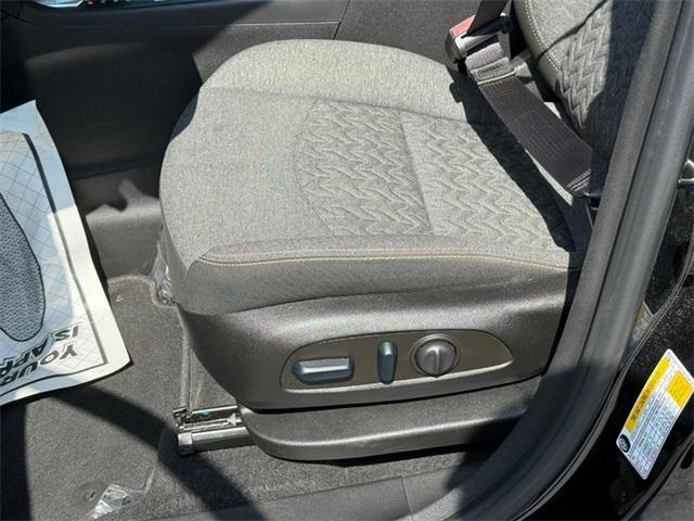 used 2023 Chevrolet Equinox car, priced at $23,298