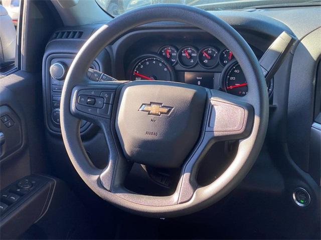 new 2025 Chevrolet Silverado 1500 car, priced at $43,090