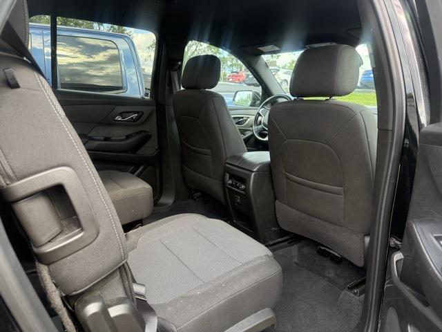 used 2022 Chevrolet Traverse car, priced at $30,998