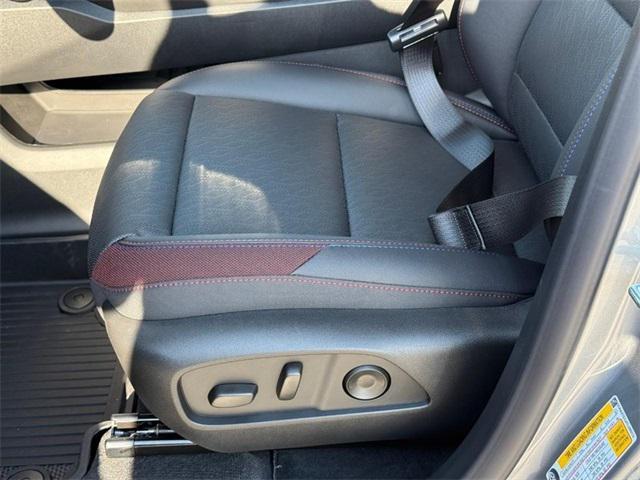 new 2026 Chevrolet Equinox car, priced at $33,470