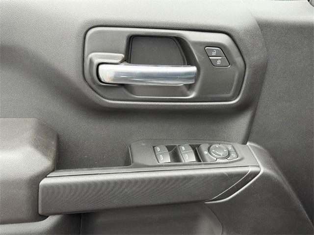 new 2025 Chevrolet Silverado 1500 car, priced at $39,280