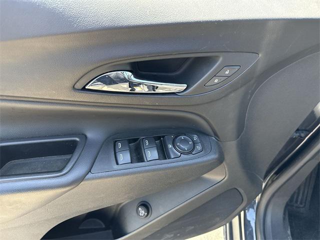 used 2022 Chevrolet Equinox car, priced at $22,998