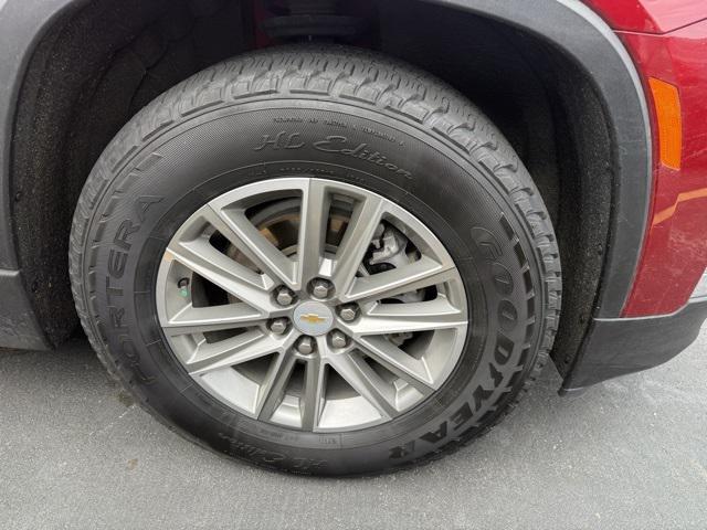 used 2023 Chevrolet Traverse car, priced at $25,498