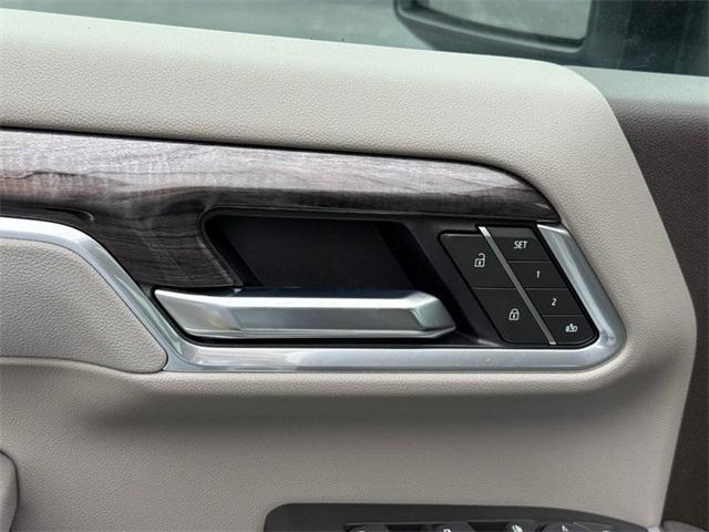 new 2025 Chevrolet Silverado 3500 car, priced at $80,440