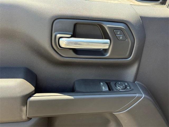 new 2025 Chevrolet Silverado 1500 car, priced at $33,135