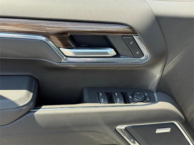 new 2025 Chevrolet Silverado 1500 car, priced at $52,695