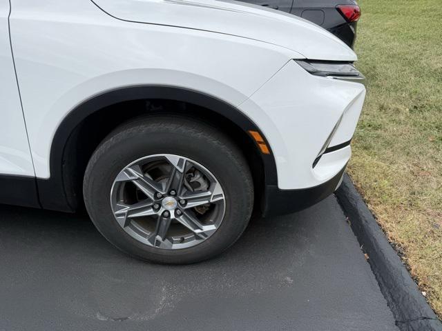 used 2024 Chevrolet Blazer car, priced at $27,998