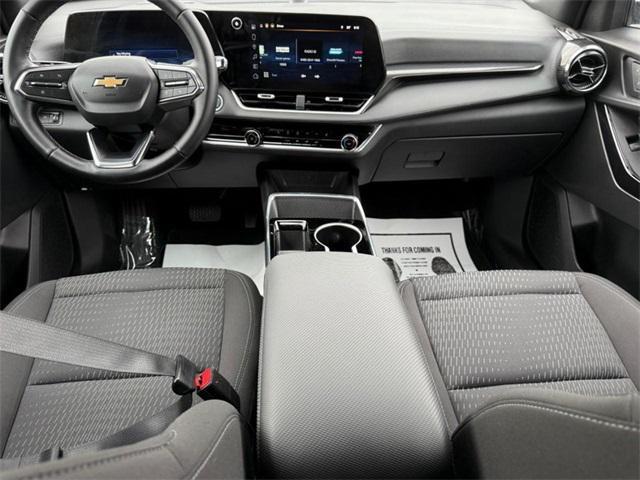 used 2025 Chevrolet Equinox car, priced at $27,498
