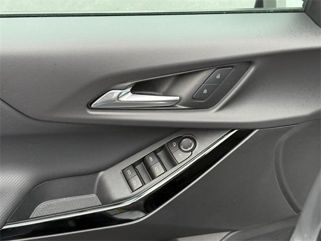 used 2025 Chevrolet Equinox car, priced at $27,498