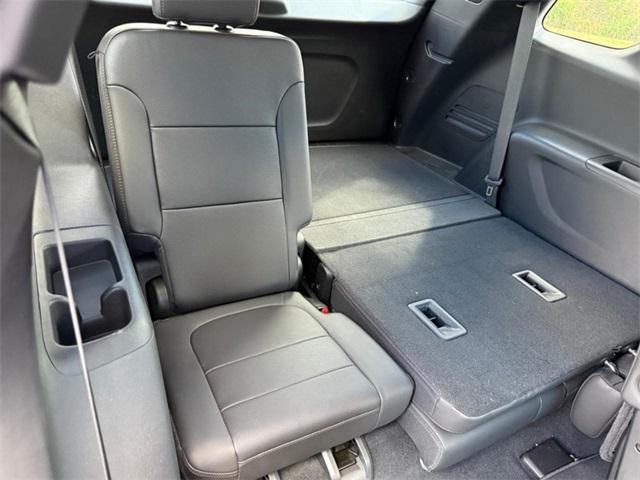 used 2023 Chevrolet Traverse car, priced at $38,575