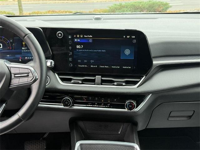 used 2025 Chevrolet Equinox car, priced at $26,398