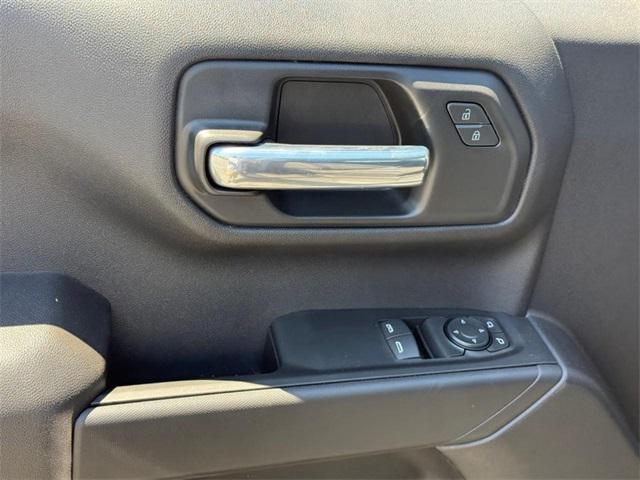 new 2025 Chevrolet Silverado 1500 car, priced at $33,135