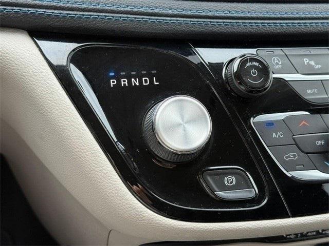 used 2021 Chrysler Pacifica car, priced at $19,350
