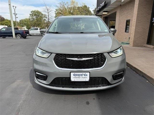 used 2021 Chrysler Pacifica car, priced at $19,995
