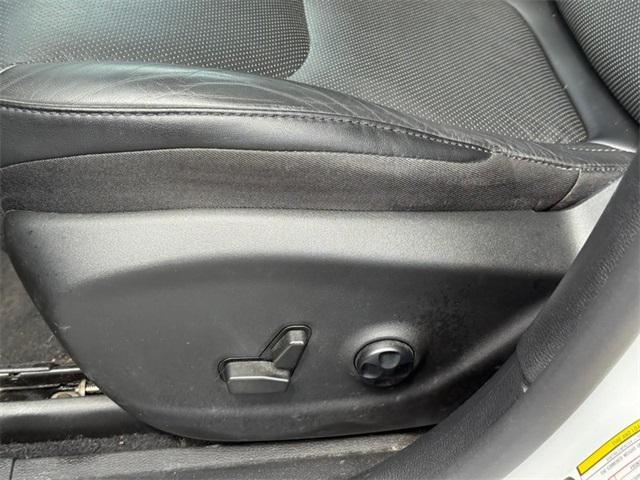 used 2021 Jeep Cherokee car, priced at $23,698