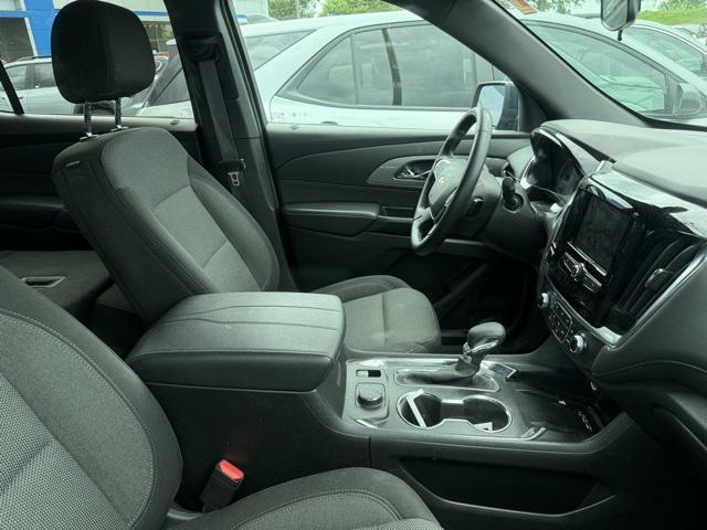used 2023 Chevrolet Traverse car, priced at $28,769