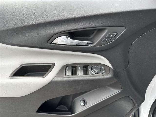 used 2023 Chevrolet Equinox car, priced at $22,398