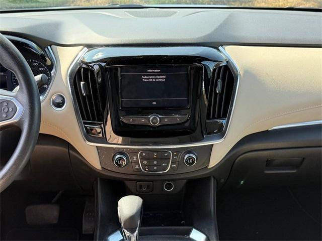 used 2023 Chevrolet Traverse car, priced at $24,798