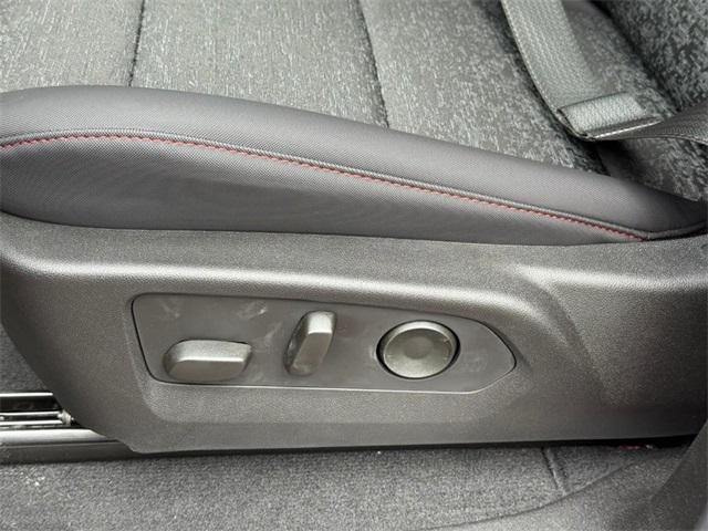 new 2025 Chevrolet Colorado car, priced at $42,090