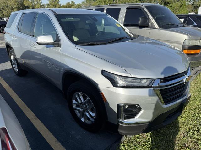 used 2022 Chevrolet Traverse car, priced at $22,998