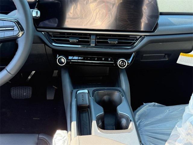 new 2026 Chevrolet Equinox EV car, priced at $39,370