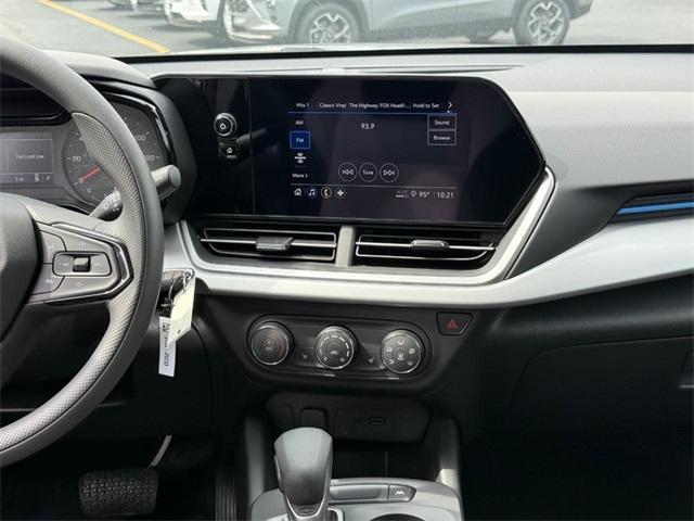 new 2025 Chevrolet Trax car, priced at $22,535