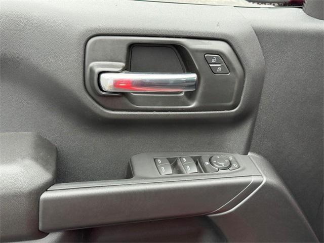 new 2025 Chevrolet Silverado 1500 car, priced at $41,695