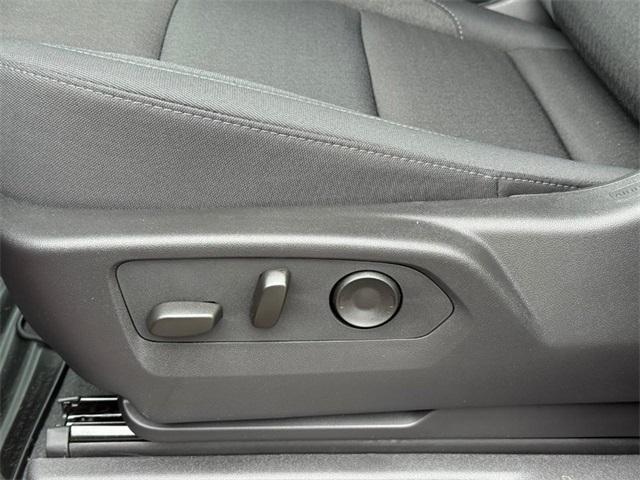 new 2025 Chevrolet Silverado 1500 car, priced at $41,695