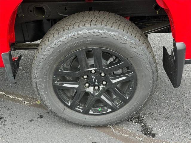 new 2025 Chevrolet Silverado 1500 car, priced at $41,695