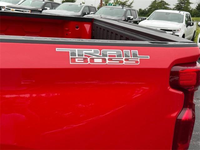 new 2025 Chevrolet Silverado 1500 car, priced at $41,695