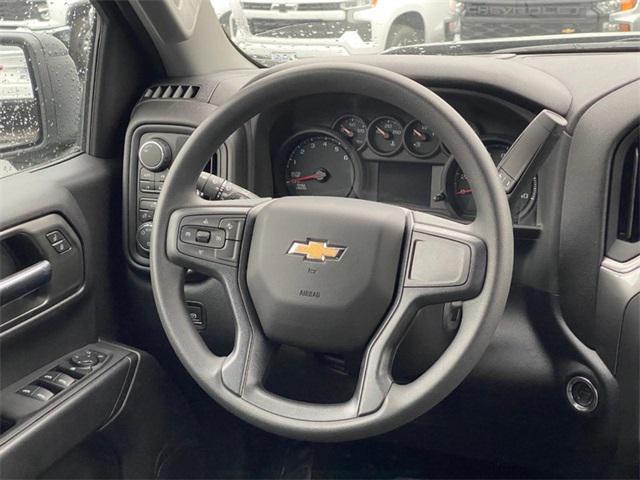 new 2025 Chevrolet Silverado 1500 car, priced at $40,690