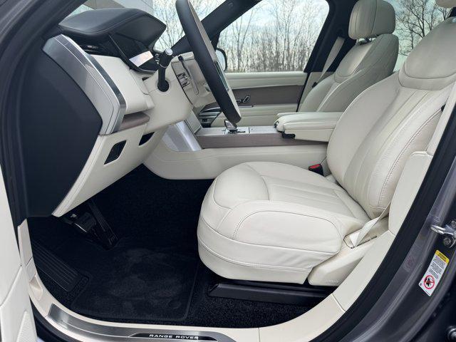 new 2025 Land Rover Range Rover car, priced at $146,375