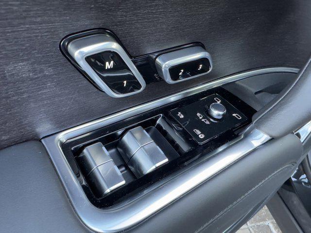 new 2025 Land Rover Range Rover car, priced at $141,980