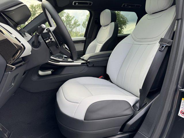 new 2025 Land Rover Range Rover Sport car, priced at $103,735