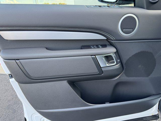 new 2026 Land Rover Discovery car, priced at $72,656