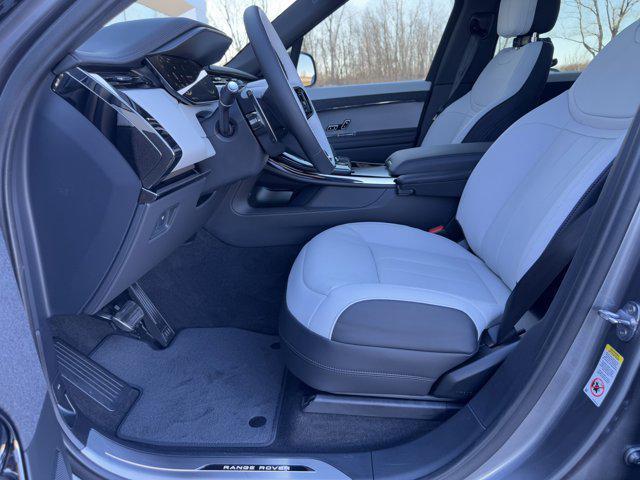 new 2025 Land Rover Range Rover Sport car, priced at $109,025