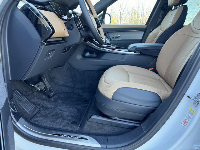new 2025 Land Rover Range Rover Sport car, priced at $106,115