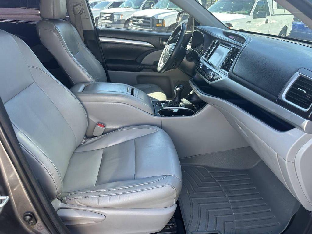 used 2015 Toyota Highlander car, priced at $14,187
