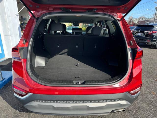 used 2019 Hyundai Santa Fe car, priced at $16,247