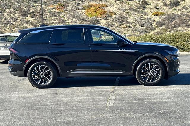 new 2025 Lincoln Nautilus car, priced at $57,270