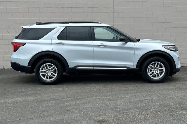 new 2025 Ford Explorer car, priced at $41,450