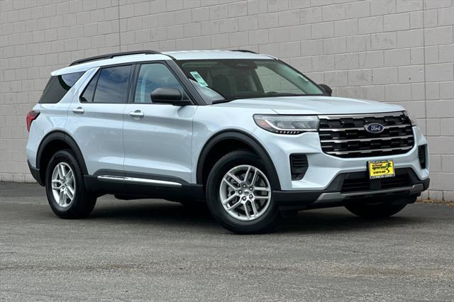 new 2025 Ford Explorer car, priced at $41,450