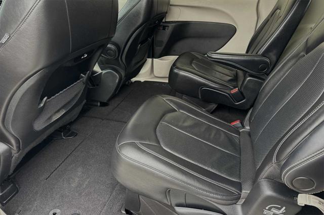 used 2022 Chrysler Pacifica car, priced at $27,998