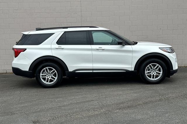 new 2025 Ford Explorer car, priced at $39,995