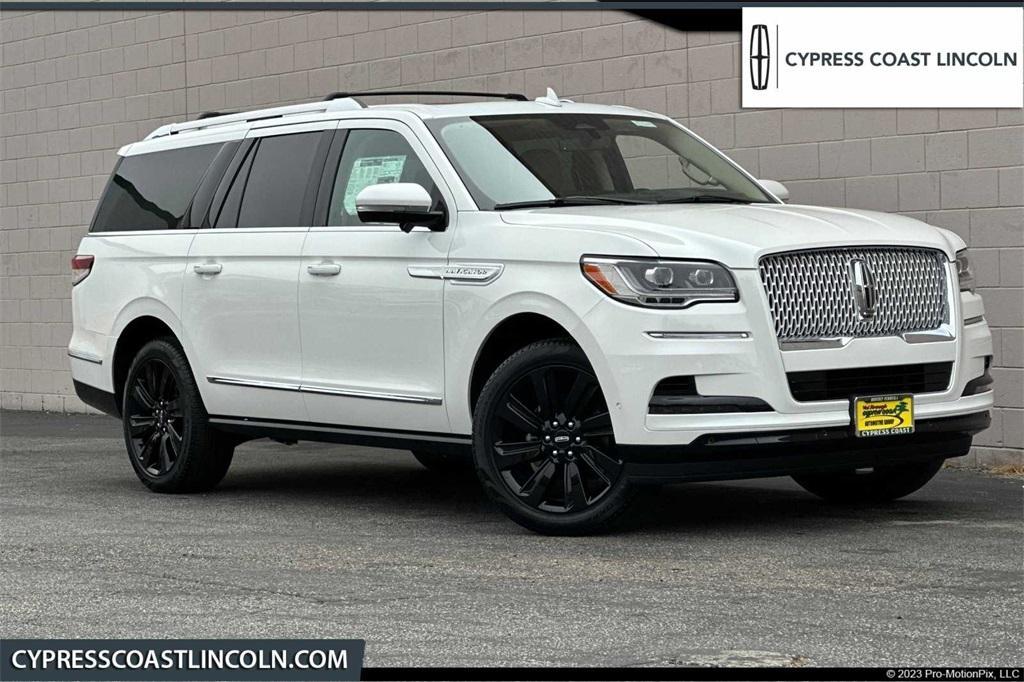 new 2024 Lincoln Navigator car, priced at $95,597