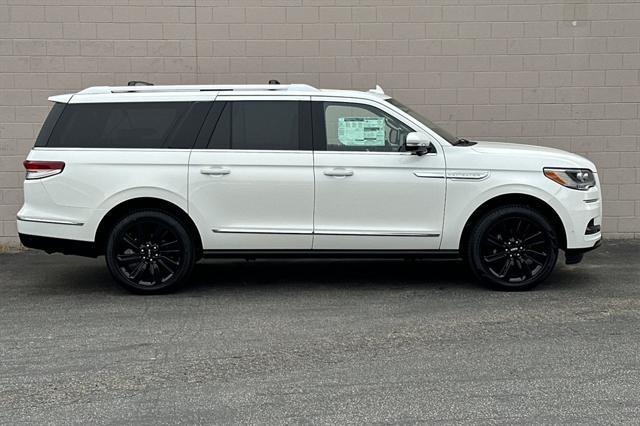 new 2024 Lincoln Navigator car, priced at $105,597