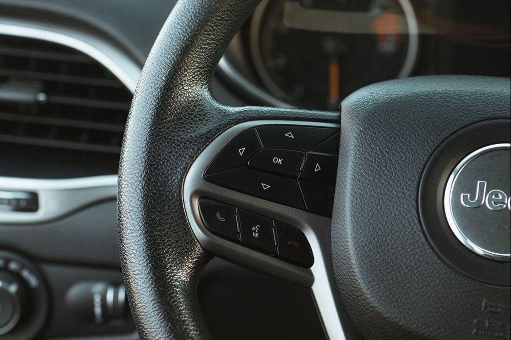 used 2019 Jeep Cherokee car, priced at $11,995
