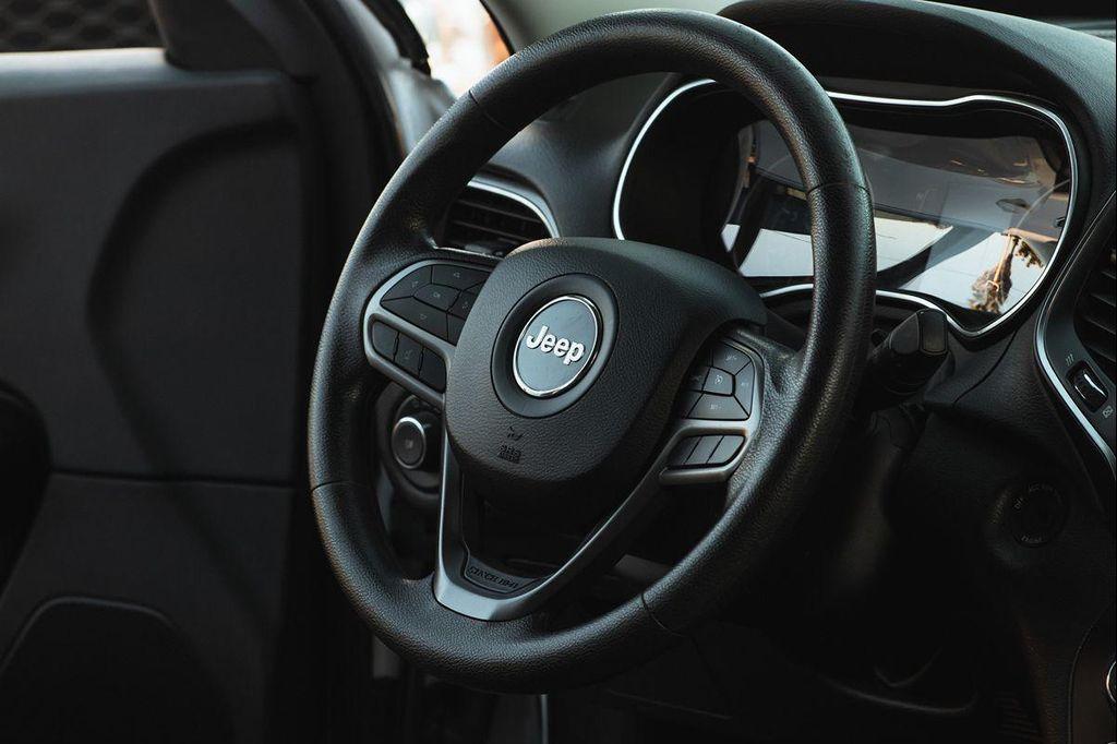 used 2019 Jeep Cherokee car, priced at $11,995