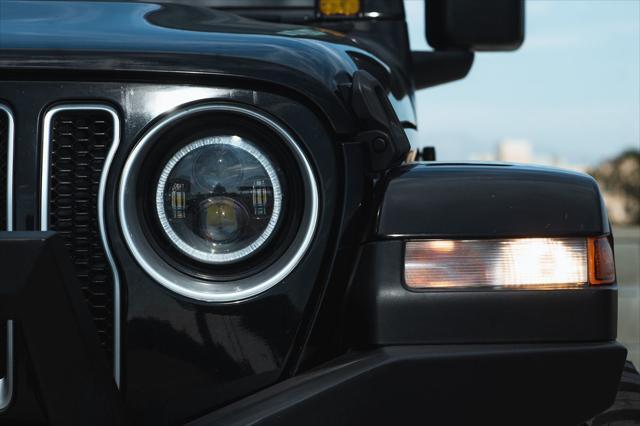 used 2019 Jeep Wrangler Unlimited car, priced at $30,999