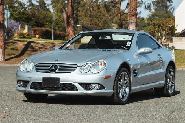 used 2007 Mercedes-Benz SL-Class car, priced at $12,995